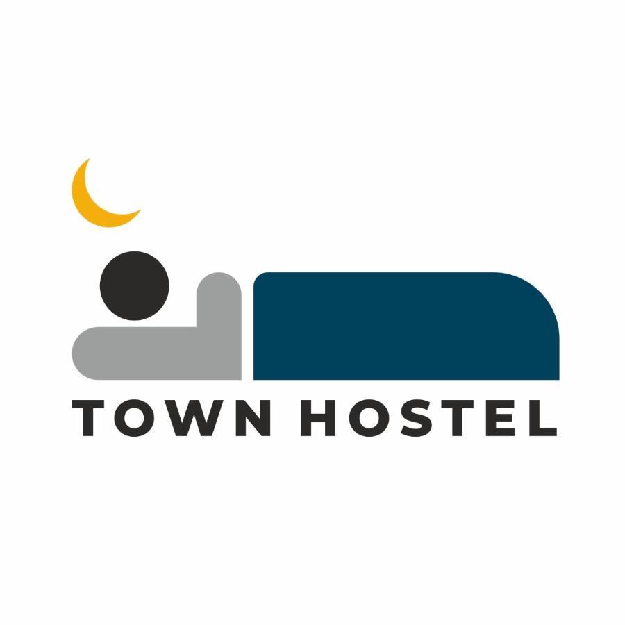 Town Hostel بتش المظهر الخارجي الصورة