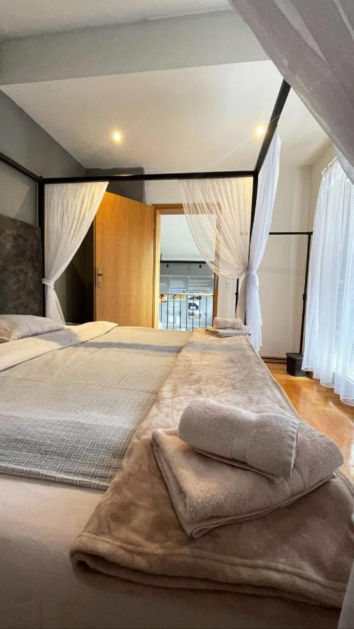 Town Hostel بتش المظهر الخارجي الصورة