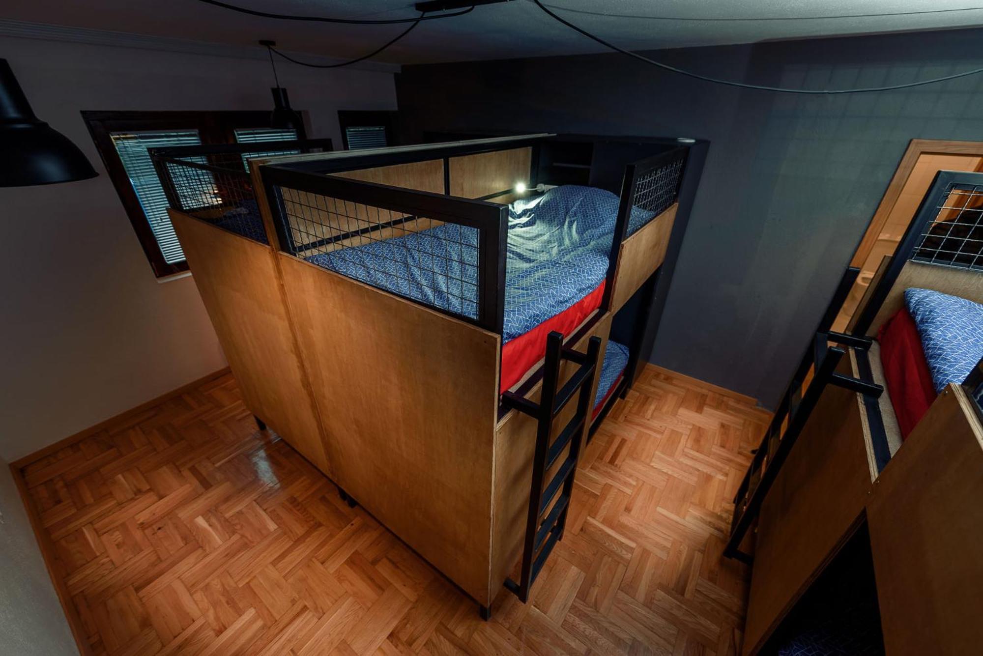 Town Hostel بتش المظهر الخارجي الصورة