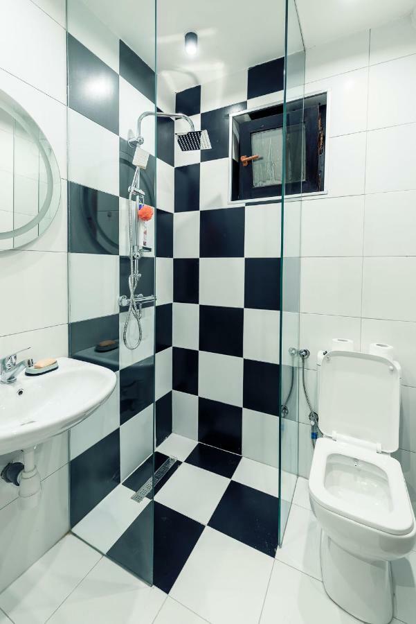 Town Hostel بتش المظهر الخارجي الصورة