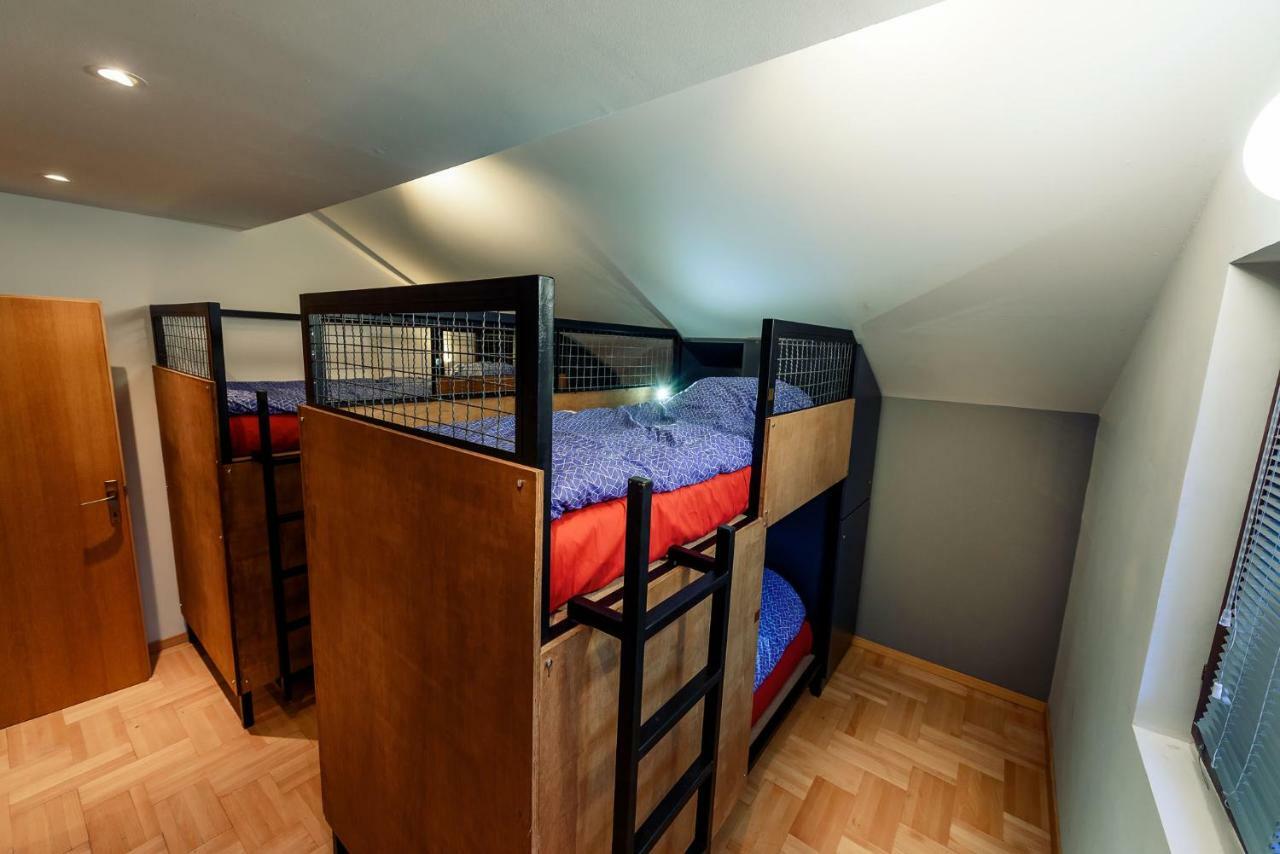 Town Hostel بتش المظهر الخارجي الصورة