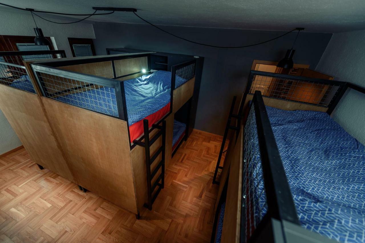 Town Hostel بتش المظهر الخارجي الصورة