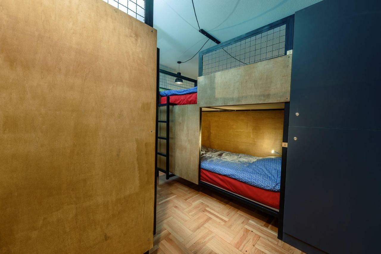 Town Hostel بتش المظهر الخارجي الصورة